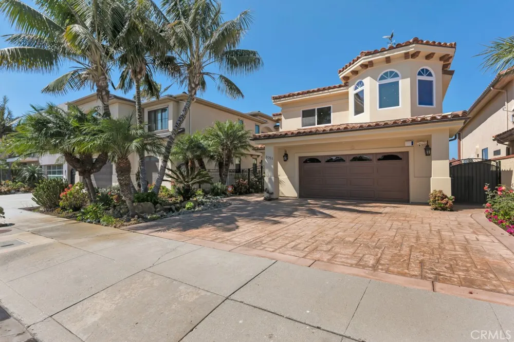 2051 Greencastle Way Oxnard, CA 93035