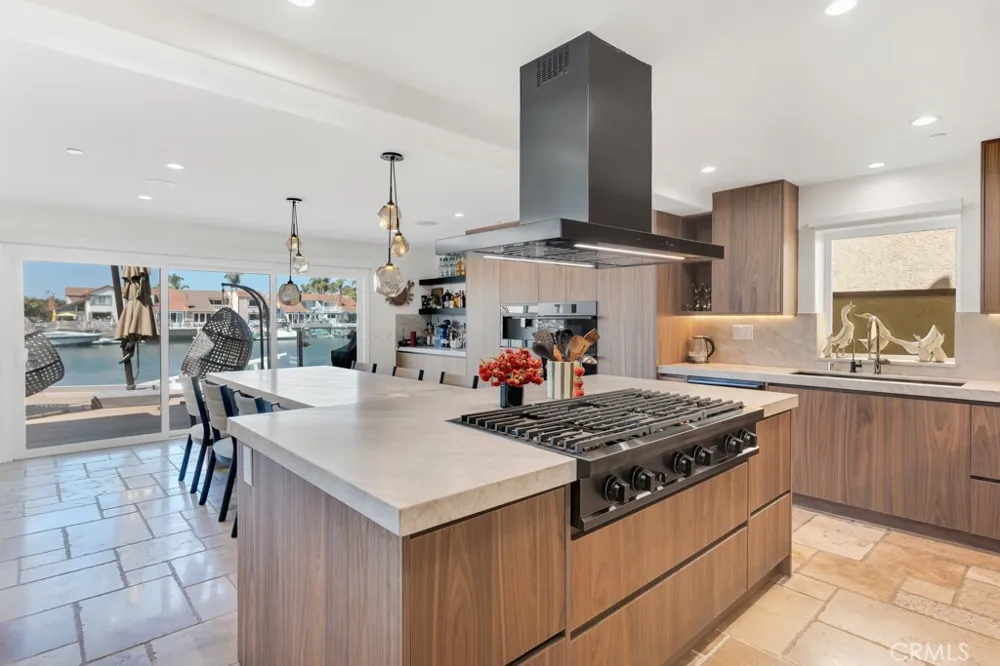 2051 Greencastle Way Oxnard, CA 93035