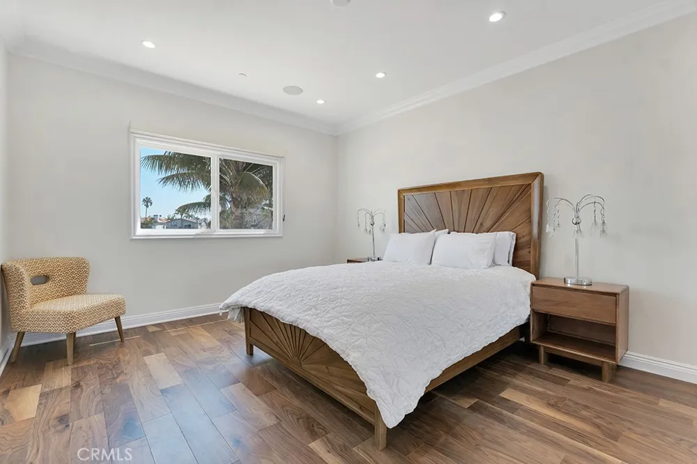 2051 Greencastle Way Oxnard, CA 93035