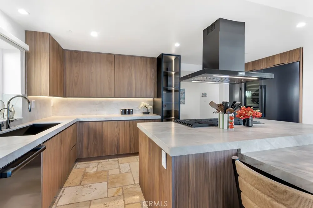 2051 Greencastle Way Oxnard, CA 93035
