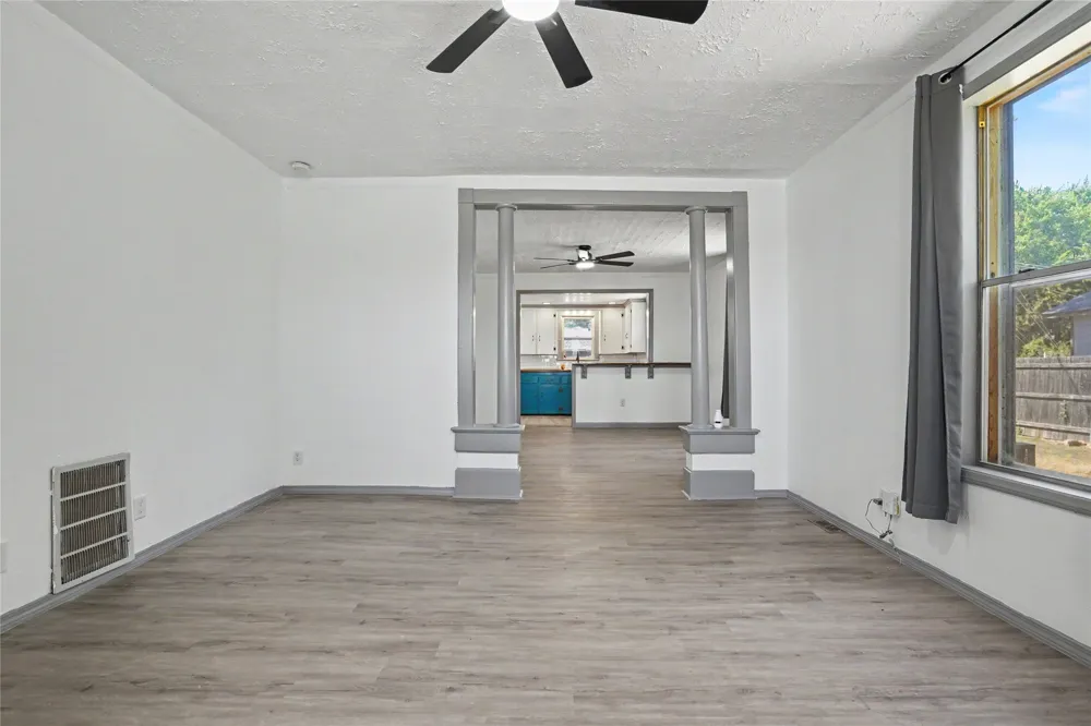 422 S Poplar Street Sapulpa, OK 74066