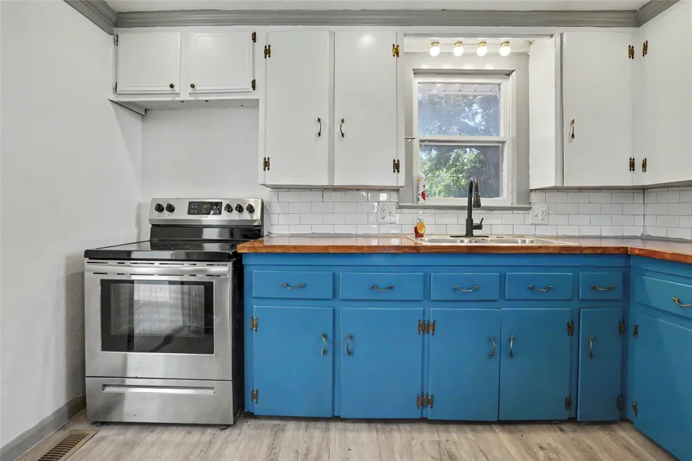 422 S Poplar Street Sapulpa, OK 74066