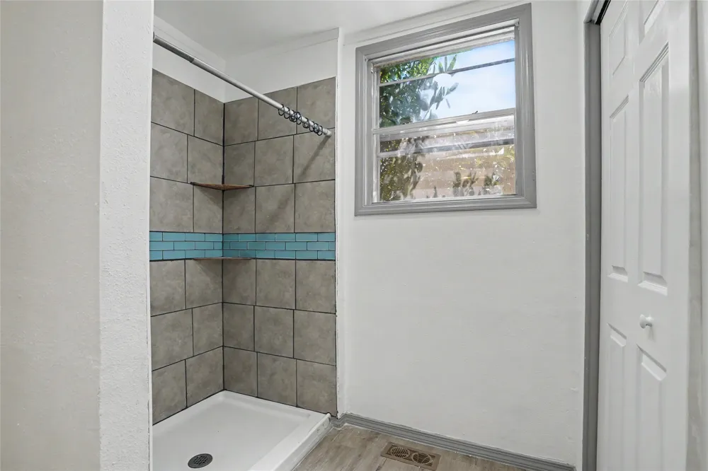422 S Poplar Street Sapulpa, OK 74066
