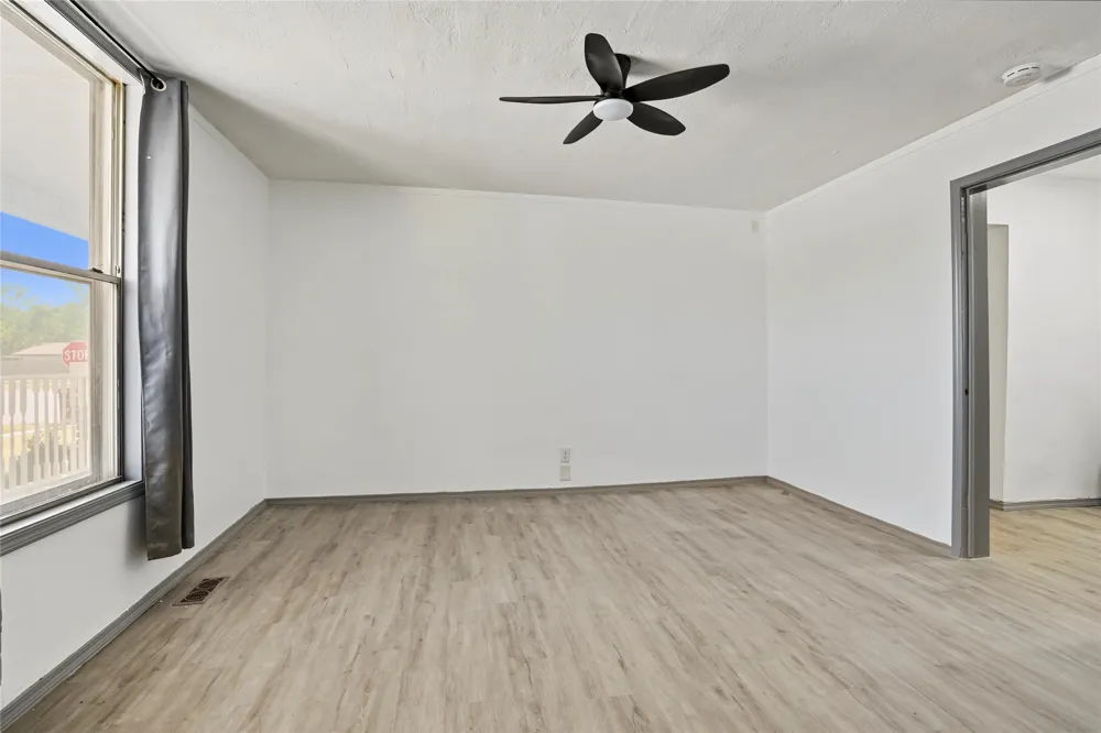 422 S Poplar Street Sapulpa, OK 74066