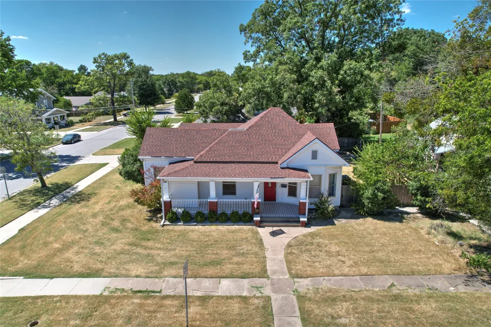 422 S Poplar Street Sapulpa, OK 74066
