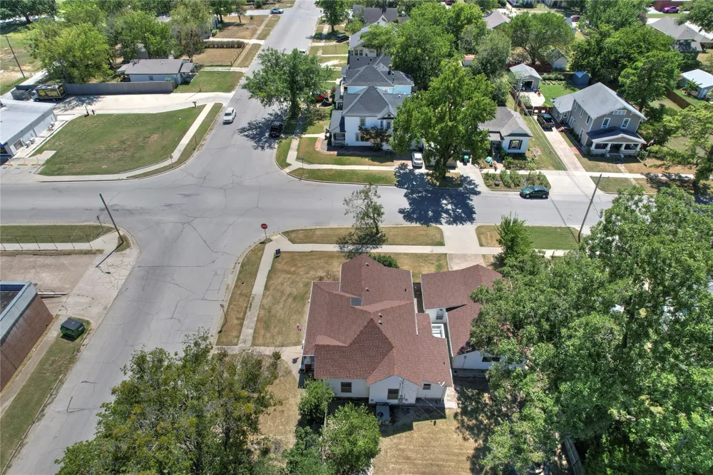 422 S Poplar Street Sapulpa, OK 74066