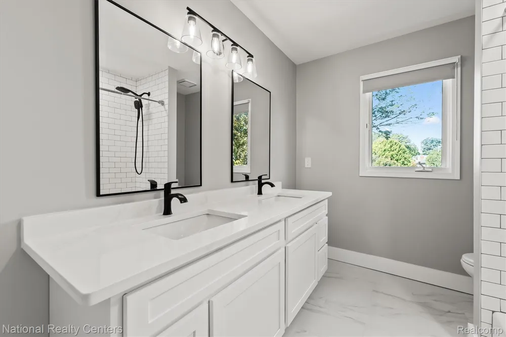54239 Talon Court Shelby Charter Township, MI 48315