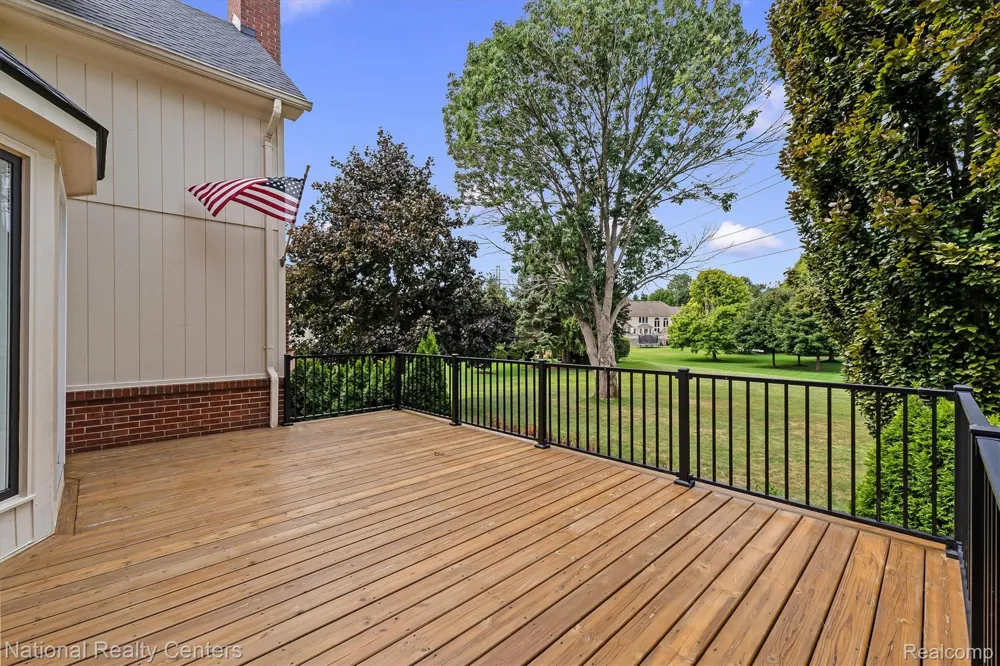 54239 Talon Court Shelby Charter Township, MI 48315