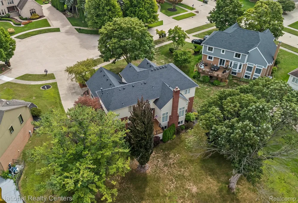 54239 Talon Court Shelby Charter Township, MI 48315
