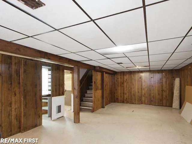 32215 Solon Street Roseville City, MI 48066
