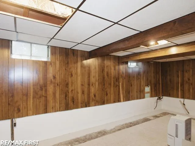 32215 Solon Street Roseville City, MI 48066