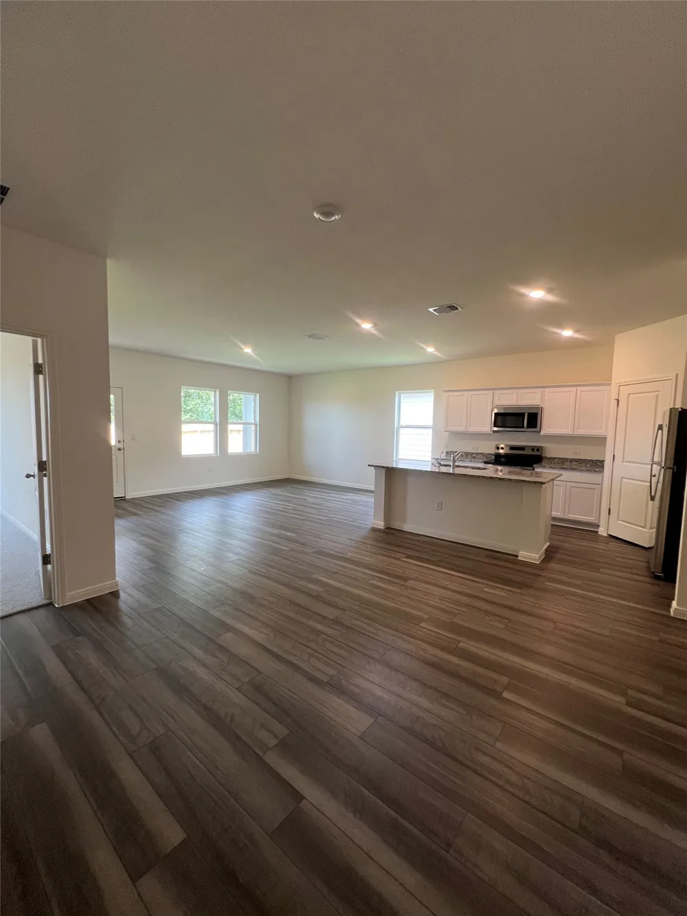 341 Sieders St. Street Taylor, TX 76574