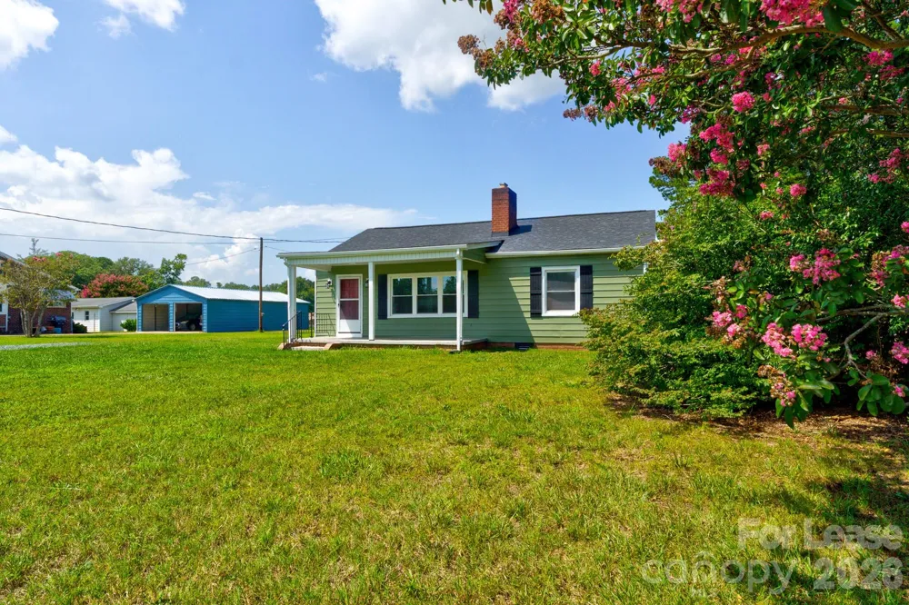 2202 W Stage Coach Trail Polkville, NC 28150