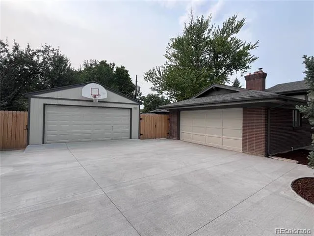 1404 E Fremont Circle Centennial, CO 80122