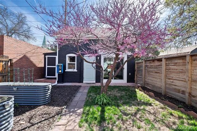 328 S Lincoln Street Denver, CO 80209