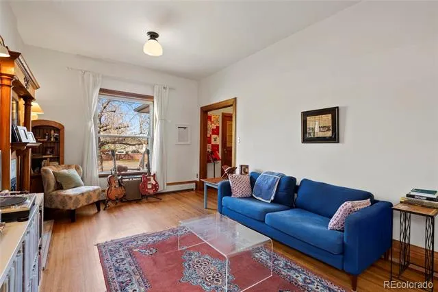 328 S Lincoln Street Denver, CO 80209