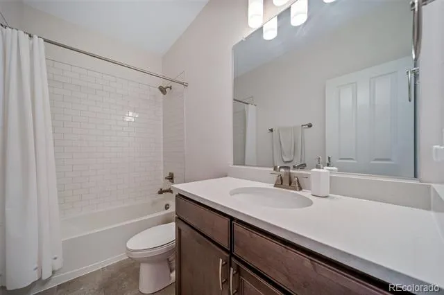 3400 Dryden Place Mead, CO 80542