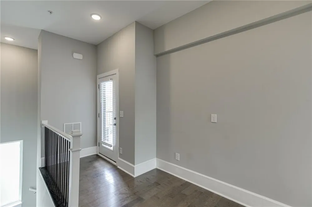 456 Parkway Drive NE #6 Atlanta, GA 30308