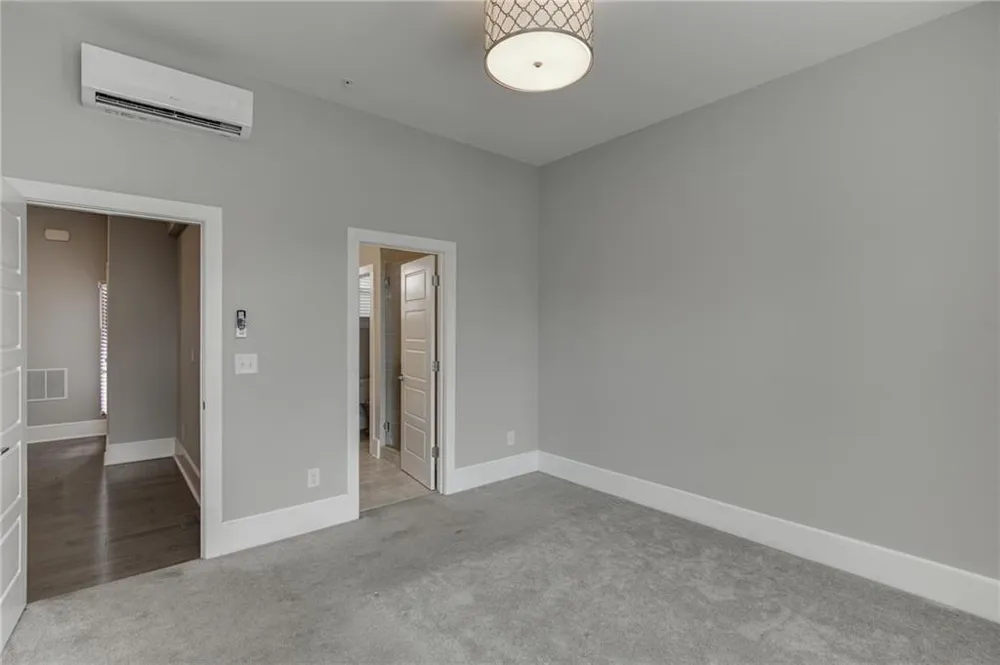 456 Parkway Drive NE #6 Atlanta, GA 30308