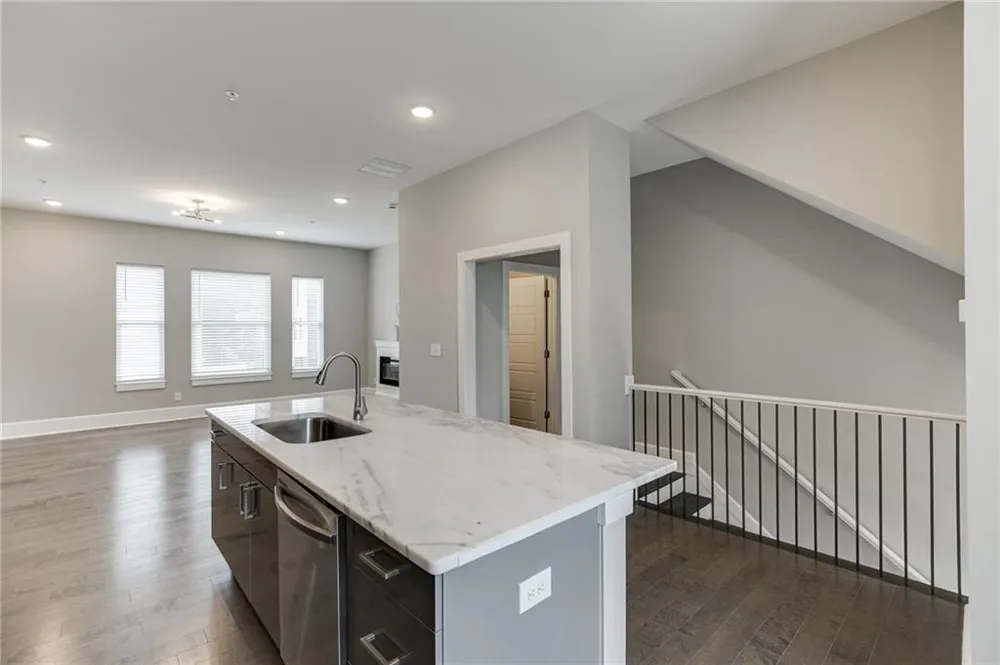 456 Parkway Drive NE #6 Atlanta, GA 30308