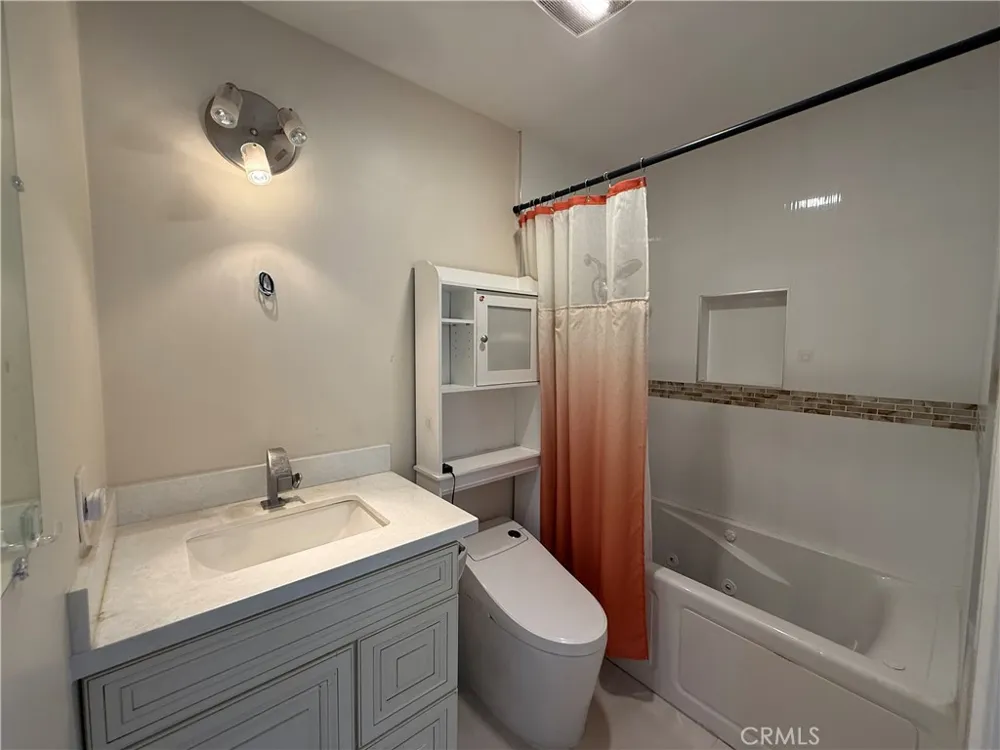 5410 Chippewa Court Chino, CA 91710