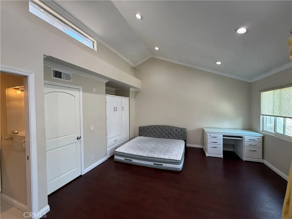 5410 Chippewa Court Chino, CA 91710