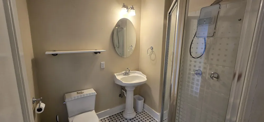 212 Oak Street #Apt 7 Manistee, MI 49660