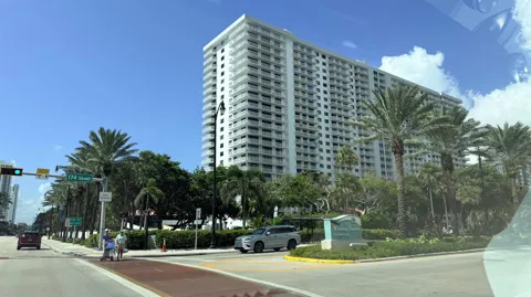 210 174TH STREET #1901