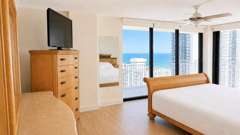 210 174TH STREET #1901 Sunny Isles Beach, FL 33160