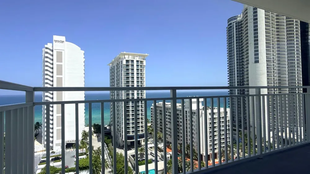 210 174TH STREET #1901 Sunny Isles Beach, FL 33160