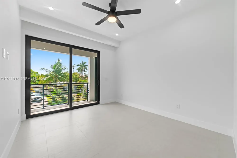 1320 NE 16th Ave Fort Lauderdale, FL 33304