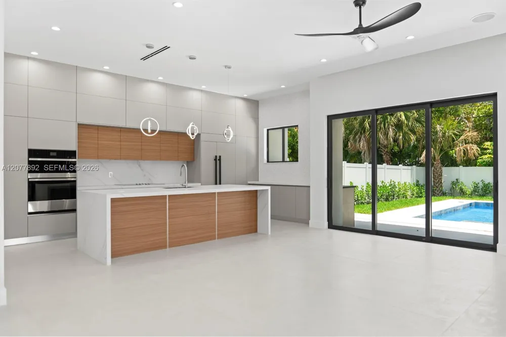1320 NE 16th Ave Fort Lauderdale, FL 33304