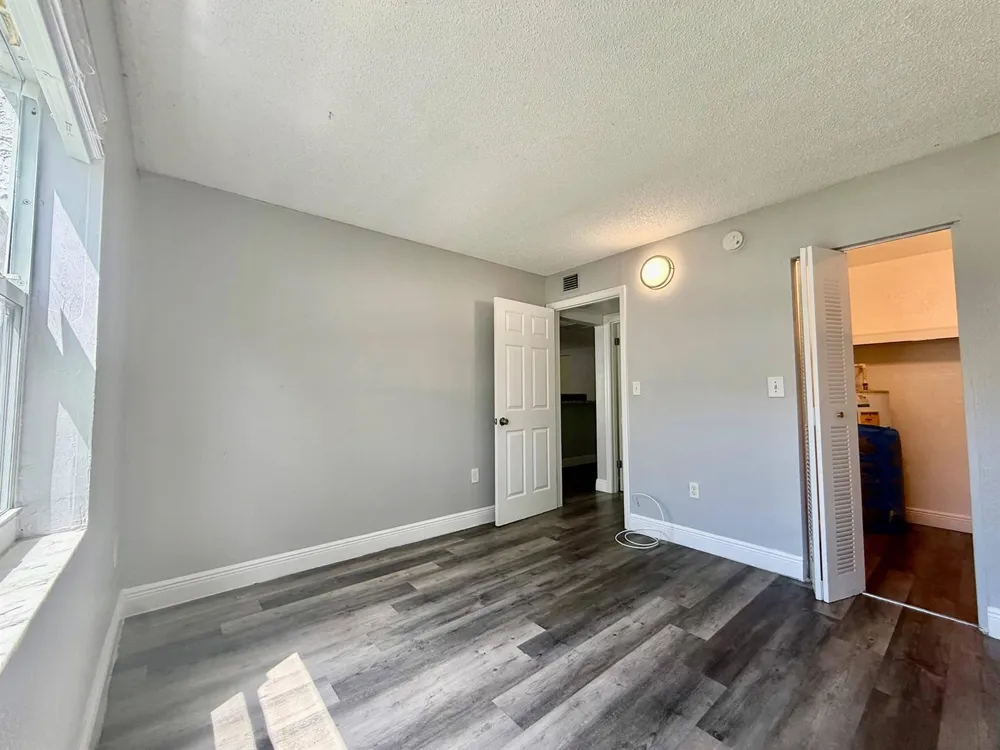 726 SW 81st Avenue #14A North Lauderdale, FL 33068