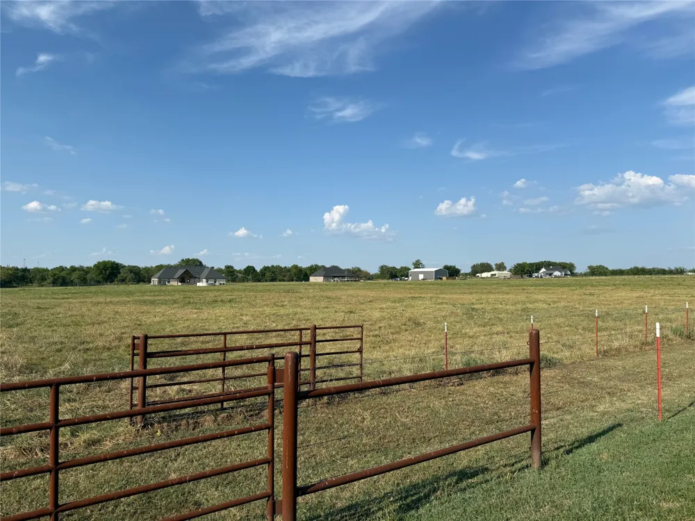 160 Alt Hwy 75 Mounds, OK 74047