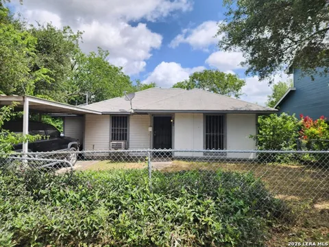 313 BEE ST