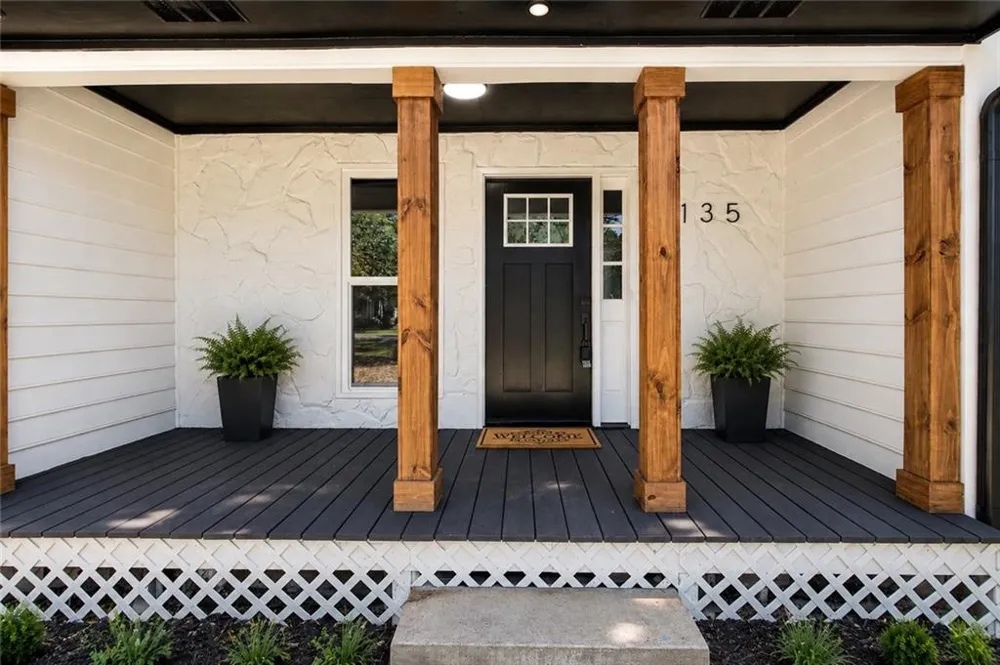 135 Springhouse Lane Fayetteville, GA 30214
