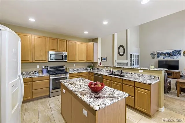 5860 S Espana Street Aurora, CO 80015