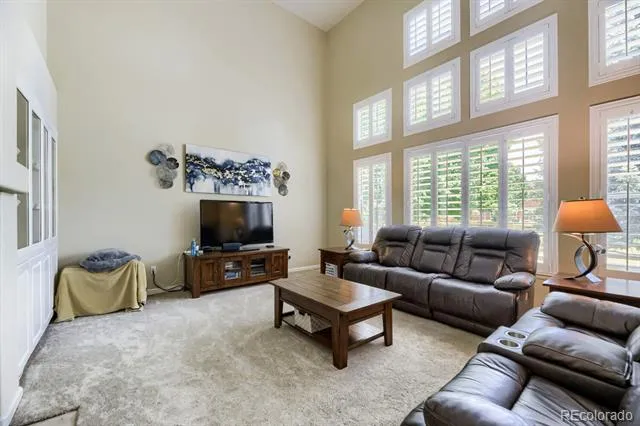 5860 S Espana Street Aurora, CO 80015