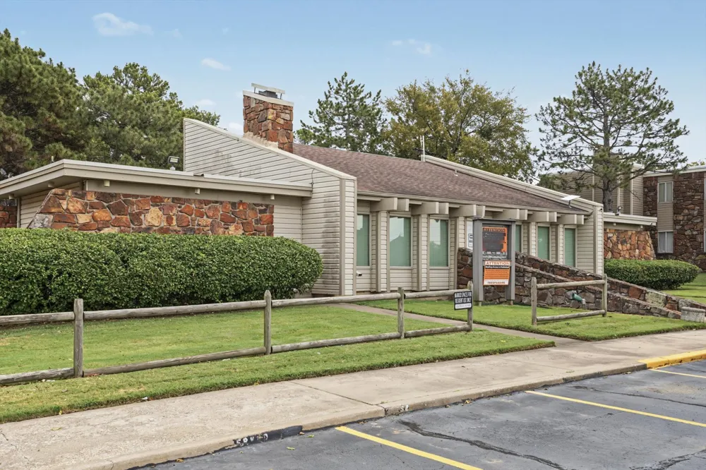 7321 S Yale Avenue #219 Tulsa, OK 74136