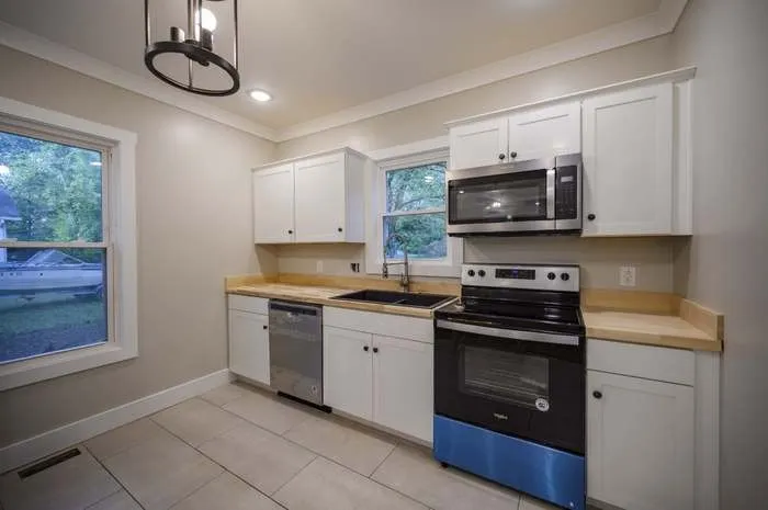 1108 N Academy St Murfreesboro, TN 37130