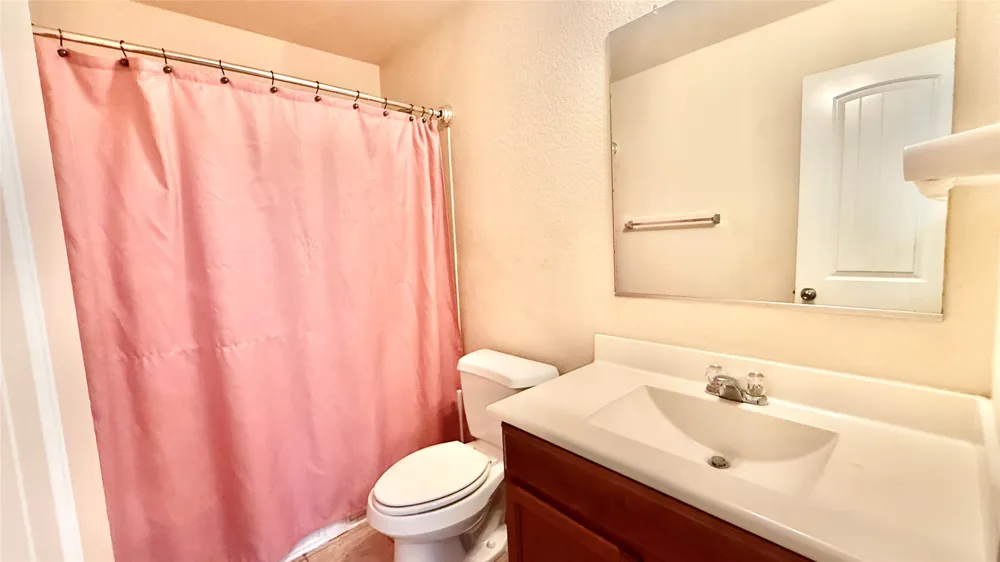 18309 Windtree Lane Elgin, TX 78621