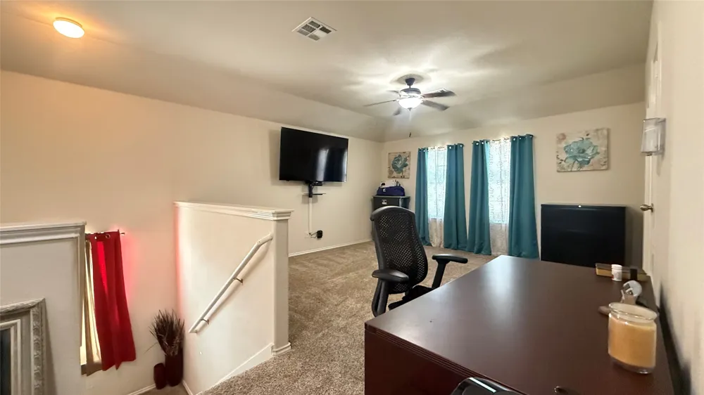18309 Windtree Lane Elgin, TX 78621
