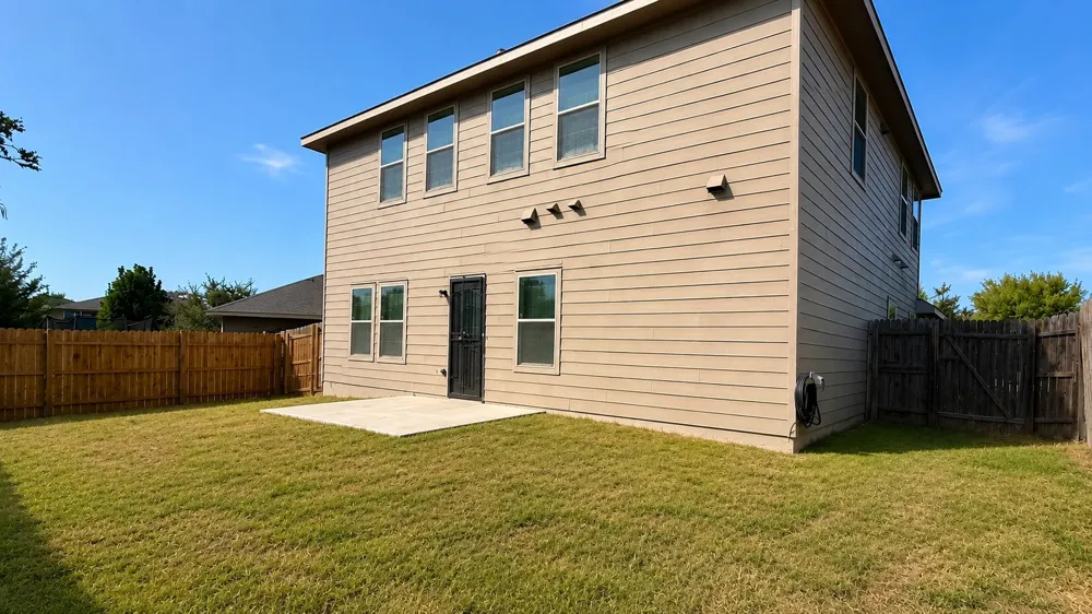18309 Windtree Lane Elgin, TX 78621