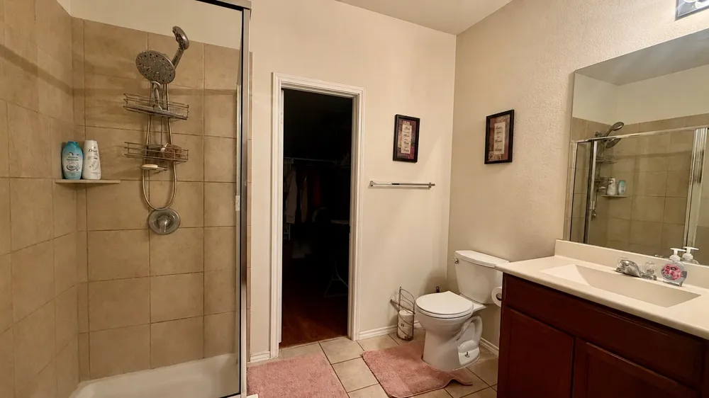 18309 Windtree Lane Elgin, TX 78621