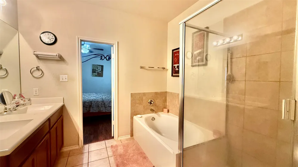 18309 Windtree Lane Elgin, TX 78621