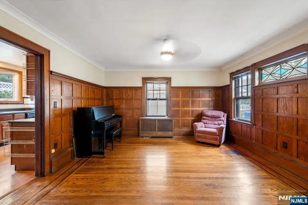 67 Montross Avenue Rutherford, NJ 07070