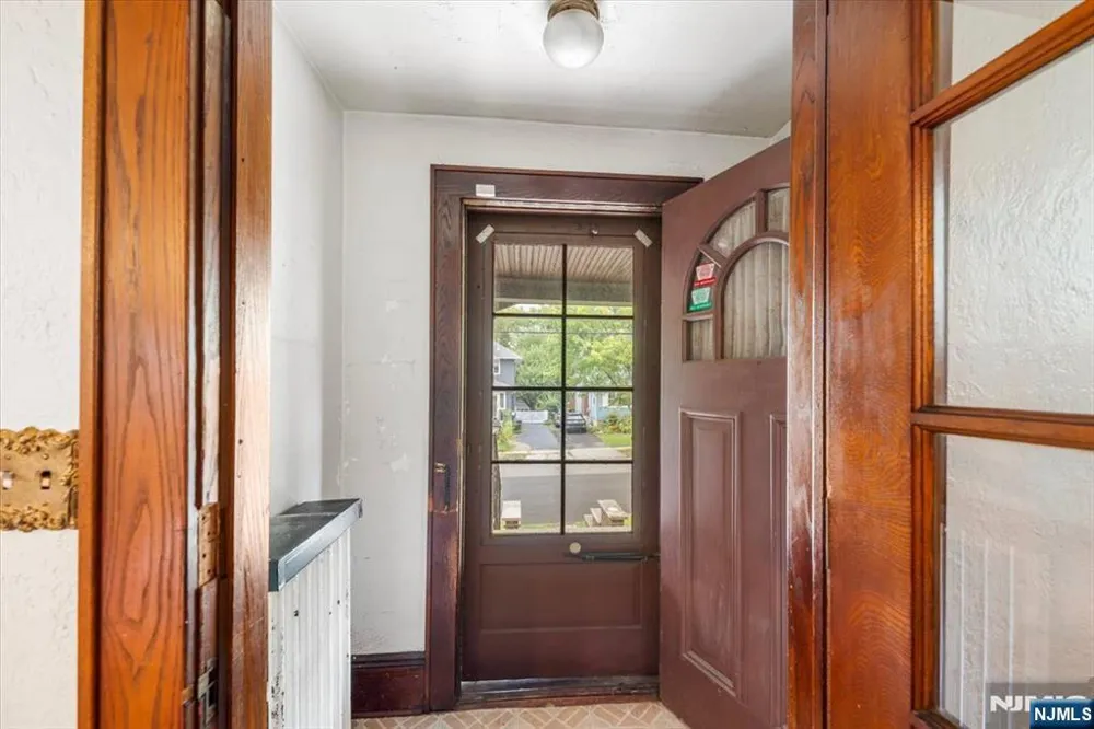 67 Montross Avenue Rutherford, NJ 07070