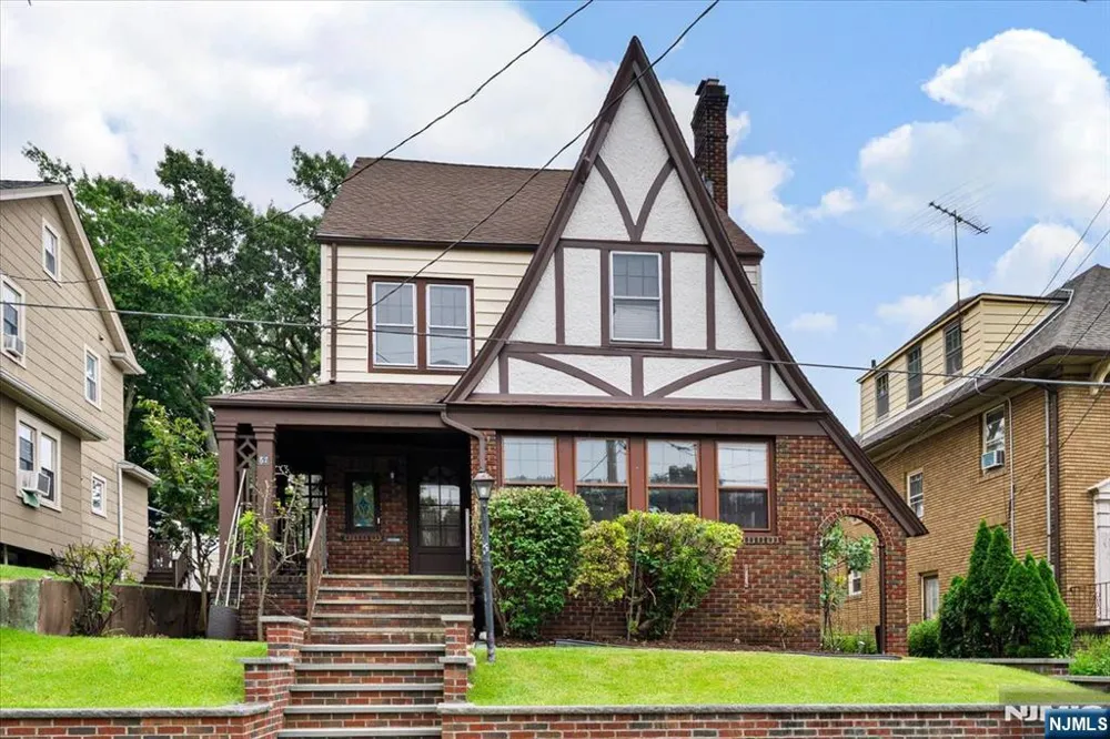 67 Montross Avenue Rutherford, NJ 07070