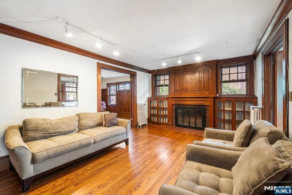 67 Montross Avenue Rutherford, NJ 07070