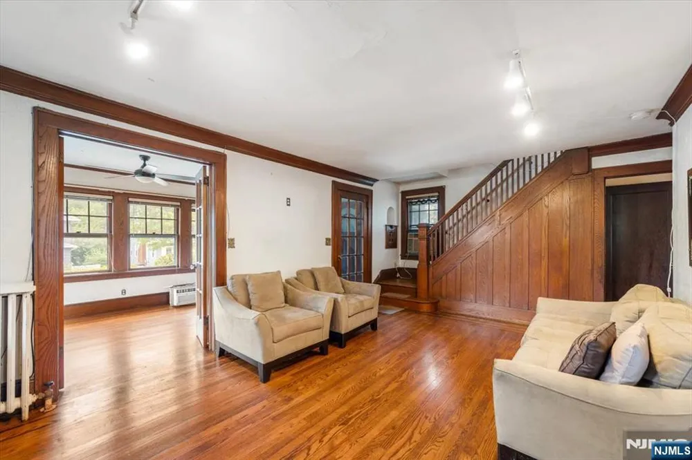 67 Montross Avenue Rutherford, NJ 07070